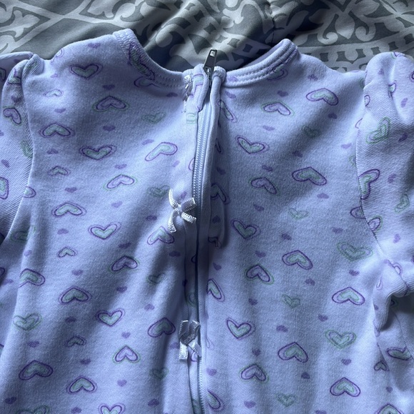 Baby onesies - Picture 3 of 6